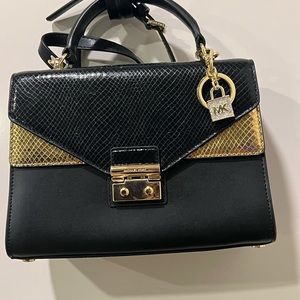 Micheal kors faux print gold and black bag